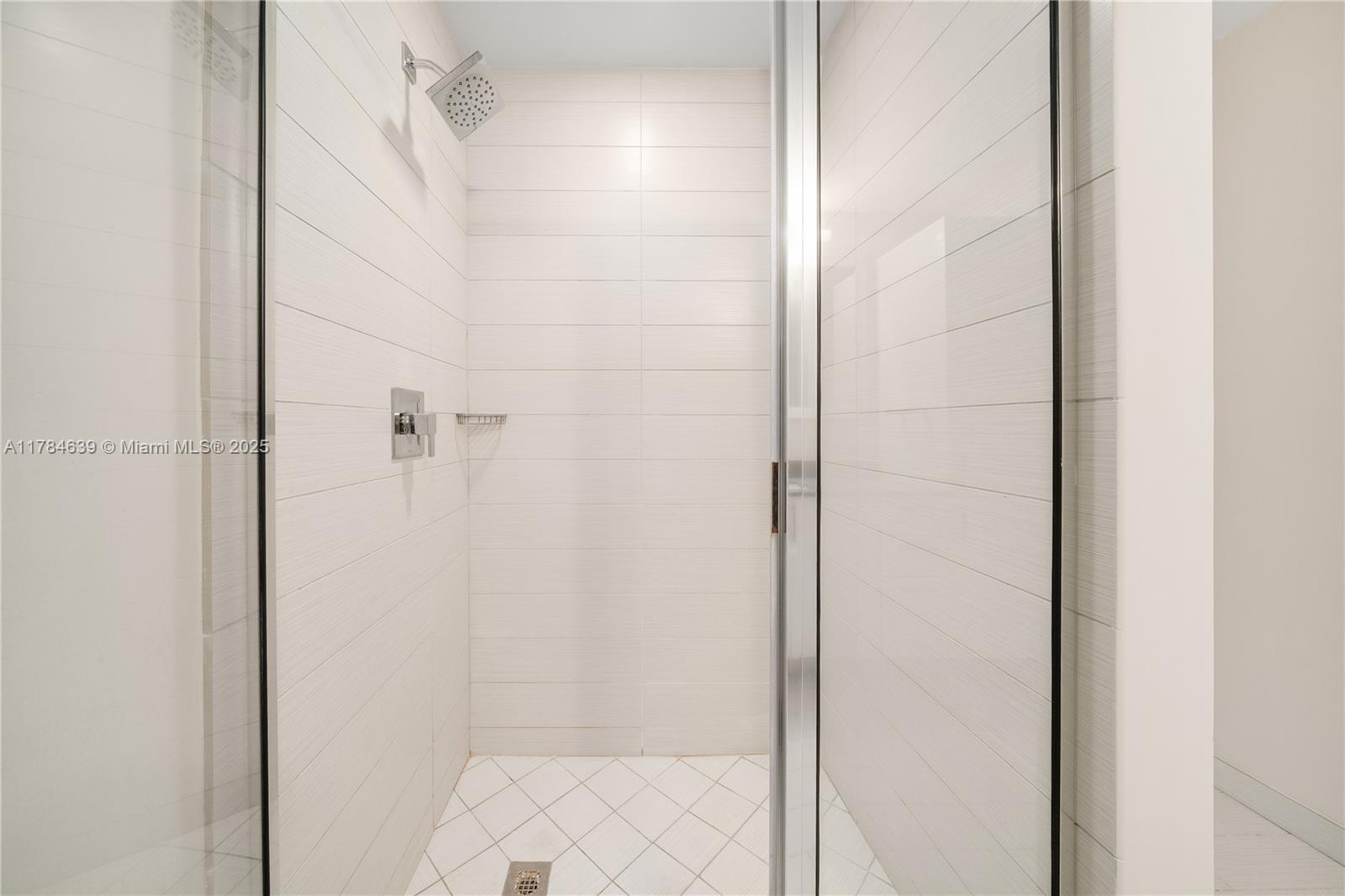 999 SW 1st Ave #3010, Miami FL 33130