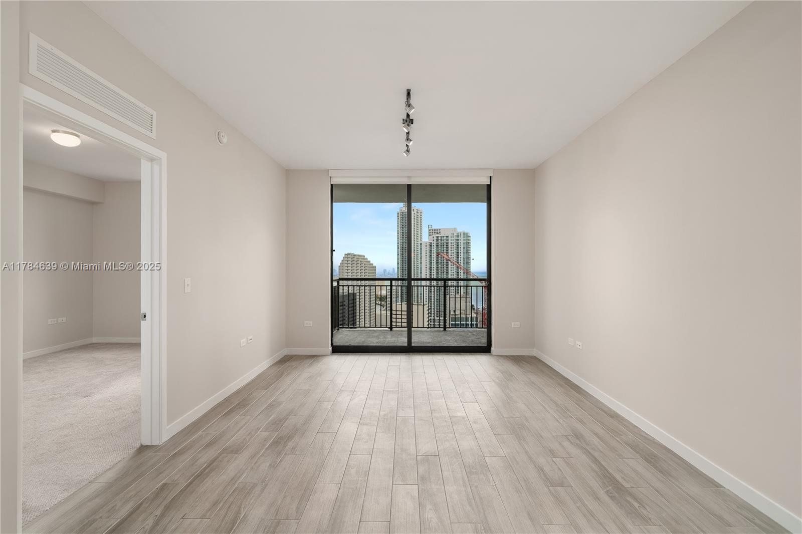 999 SW 1st Ave #3010, Miami FL 33130