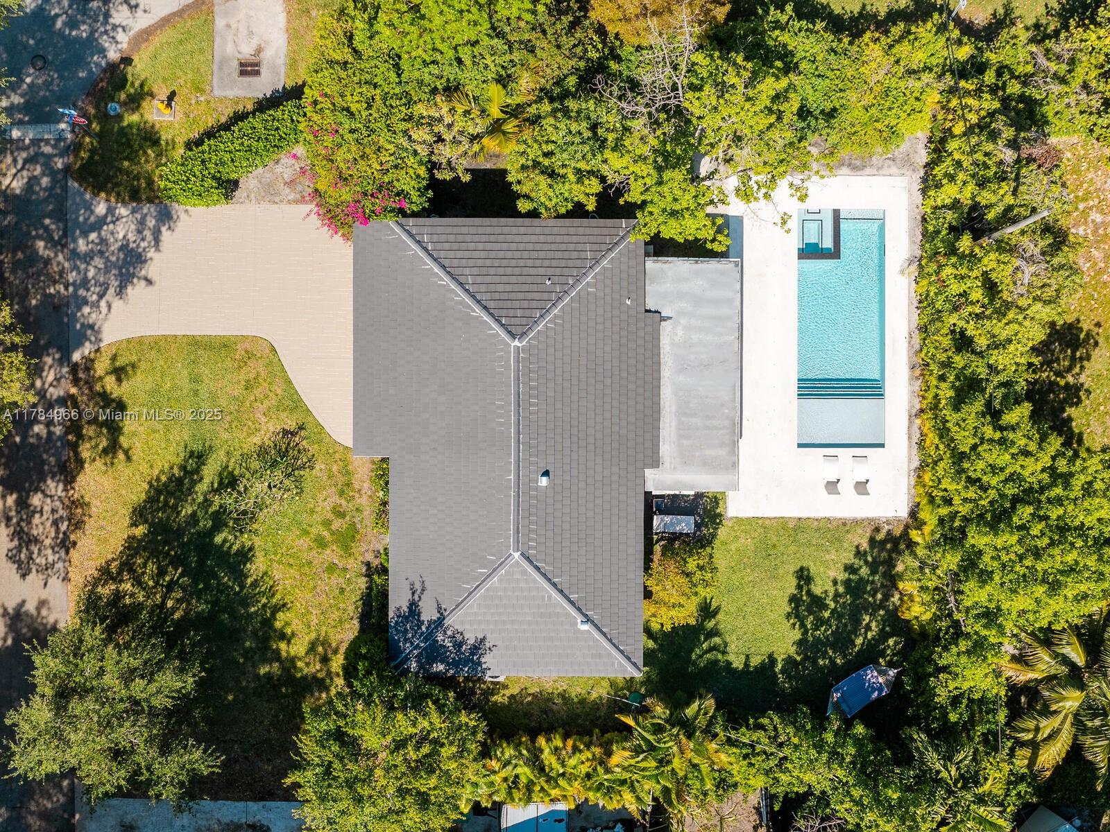 485 NW 89th St, El Portal, Florida image 43
