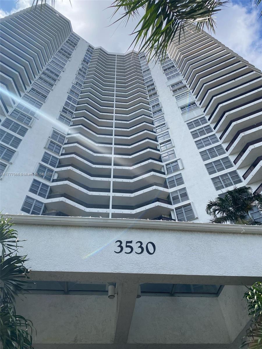 3530 Mystic Pointe Dr #1109, Aventura FL 33180