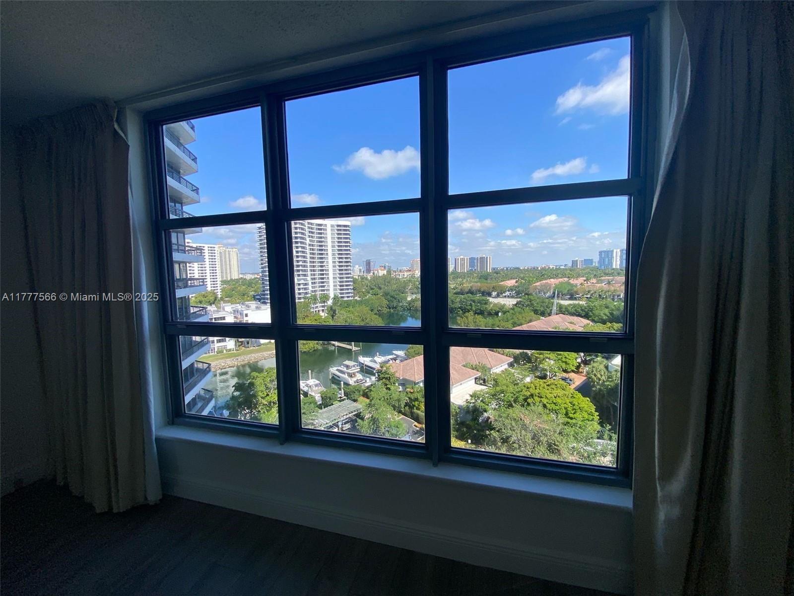 3530 Mystic Pointe Dr #1109, Aventura FL 33180