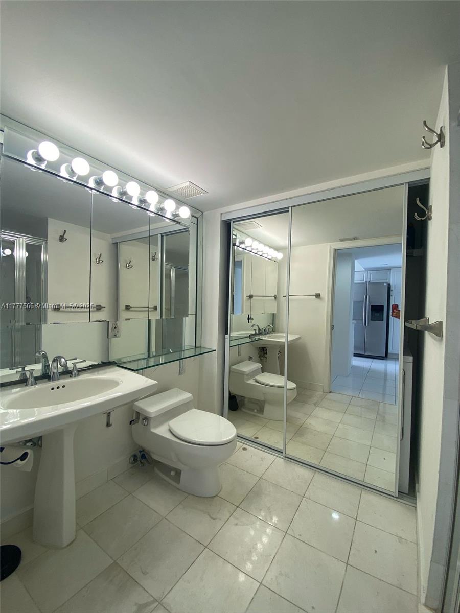 3530 Mystic Pointe Dr #1109, Aventura FL 33180