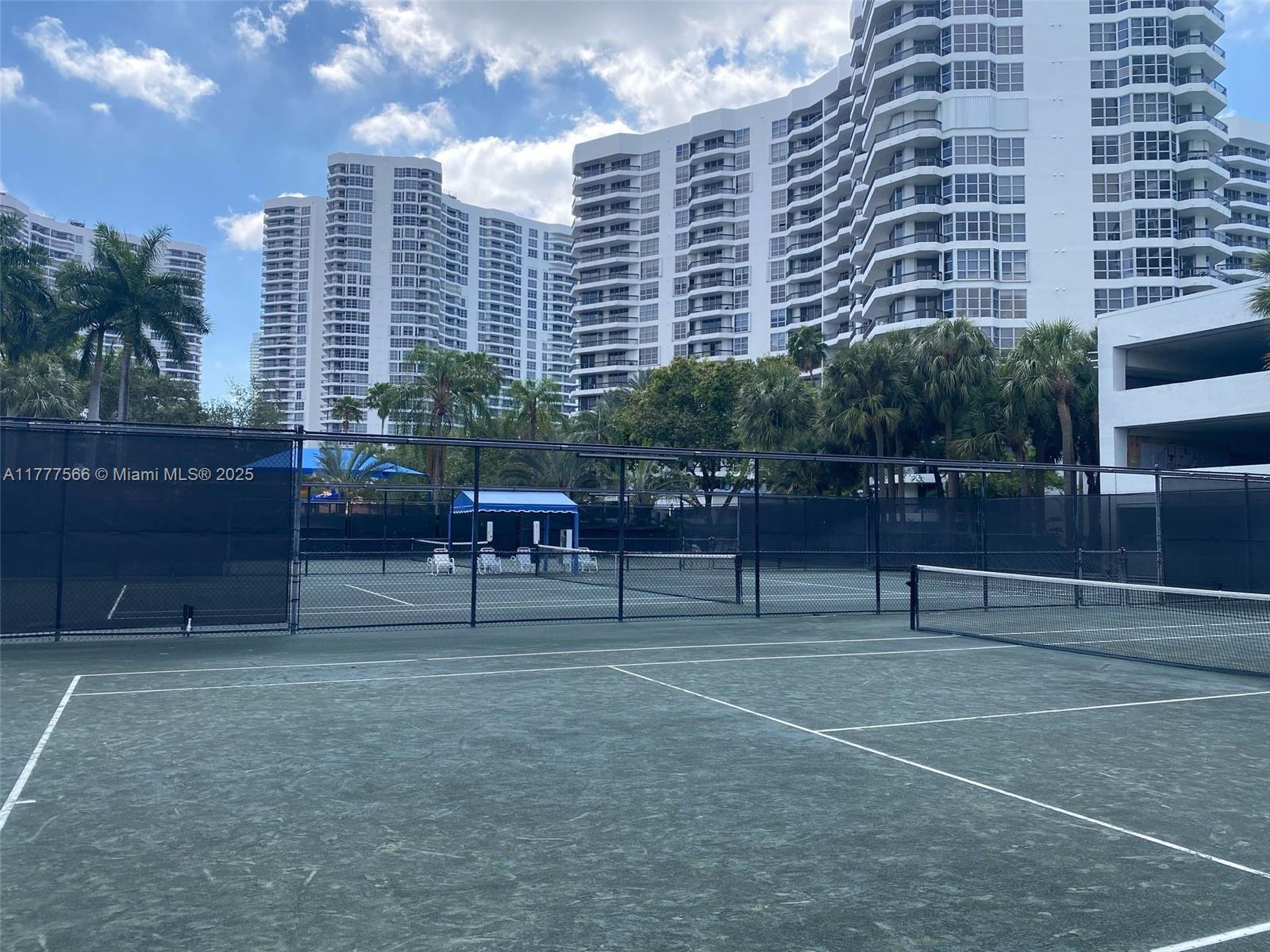 3530 Mystic Pointe Dr #1109, Aventura FL 33180