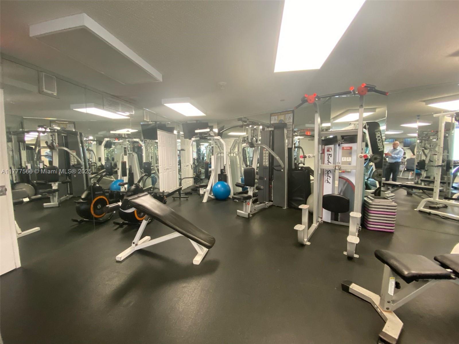 3530 Mystic Pointe Dr #1109, Aventura FL 33180