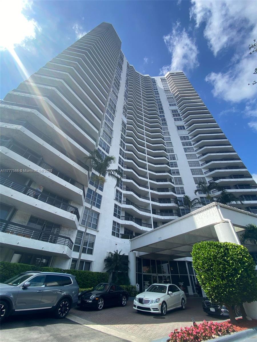 3530 Mystic Pointe Dr #1109, Aventura FL 33180