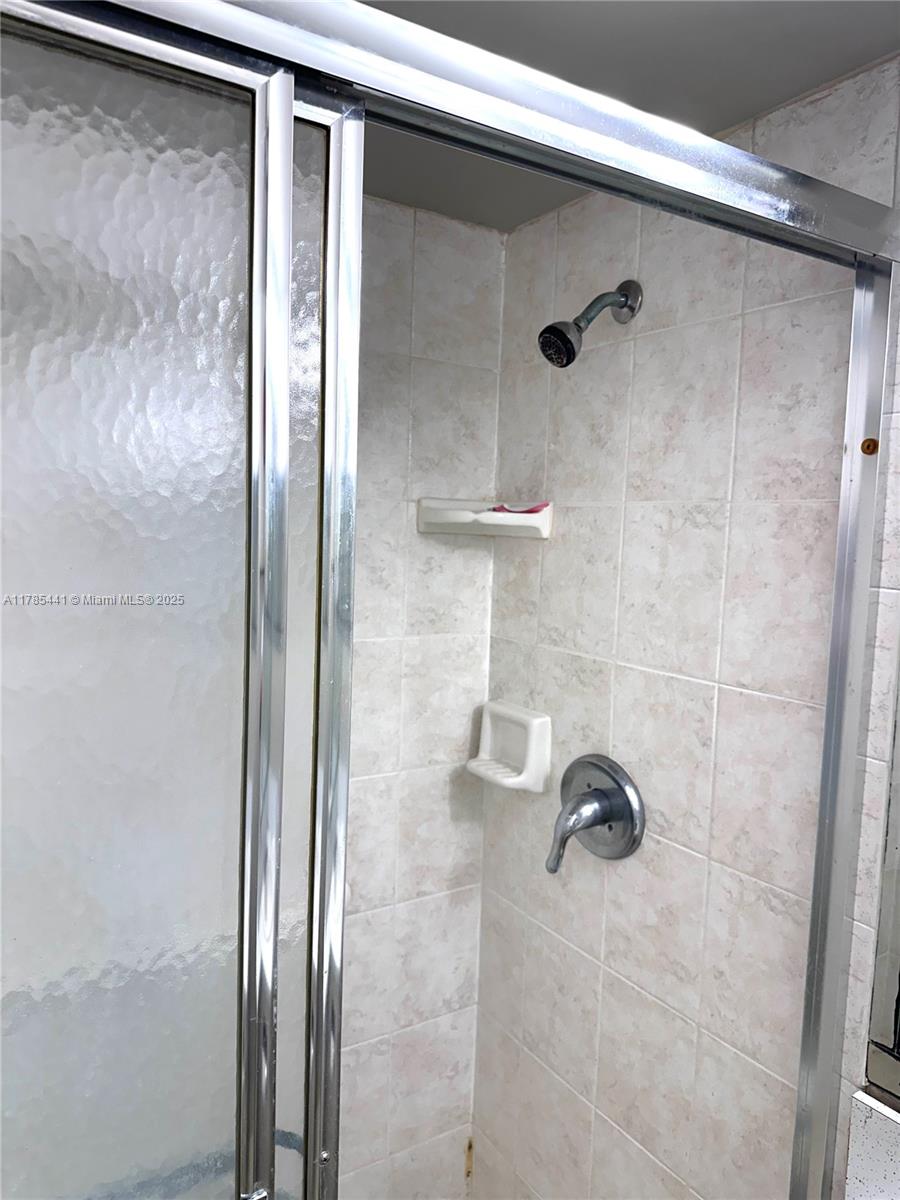 102 Northampton F #102, West Palm Beach, Florida image 11