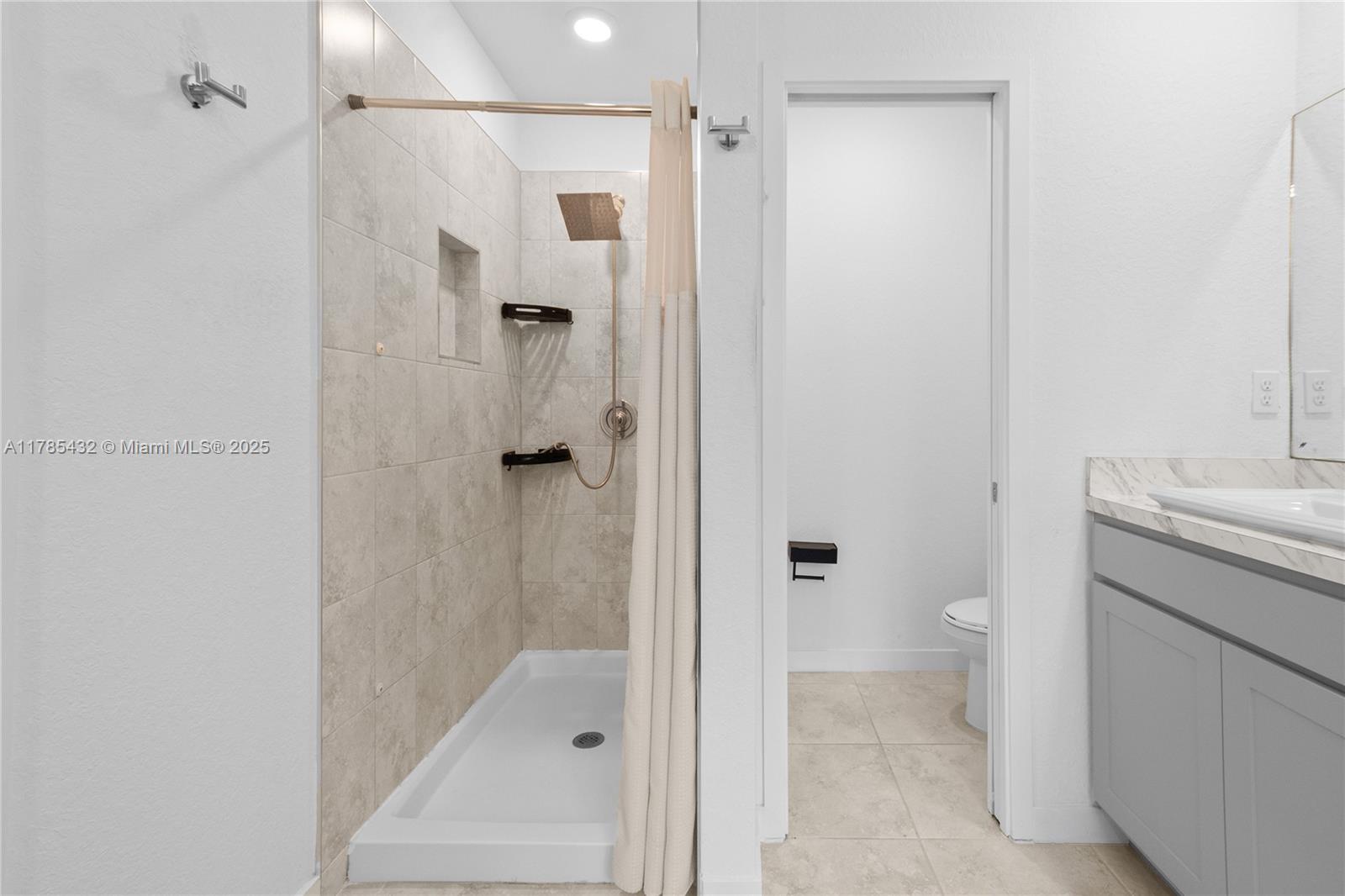 1417 NW 208th Ter #1417, Miami Gardens, Florida image 27