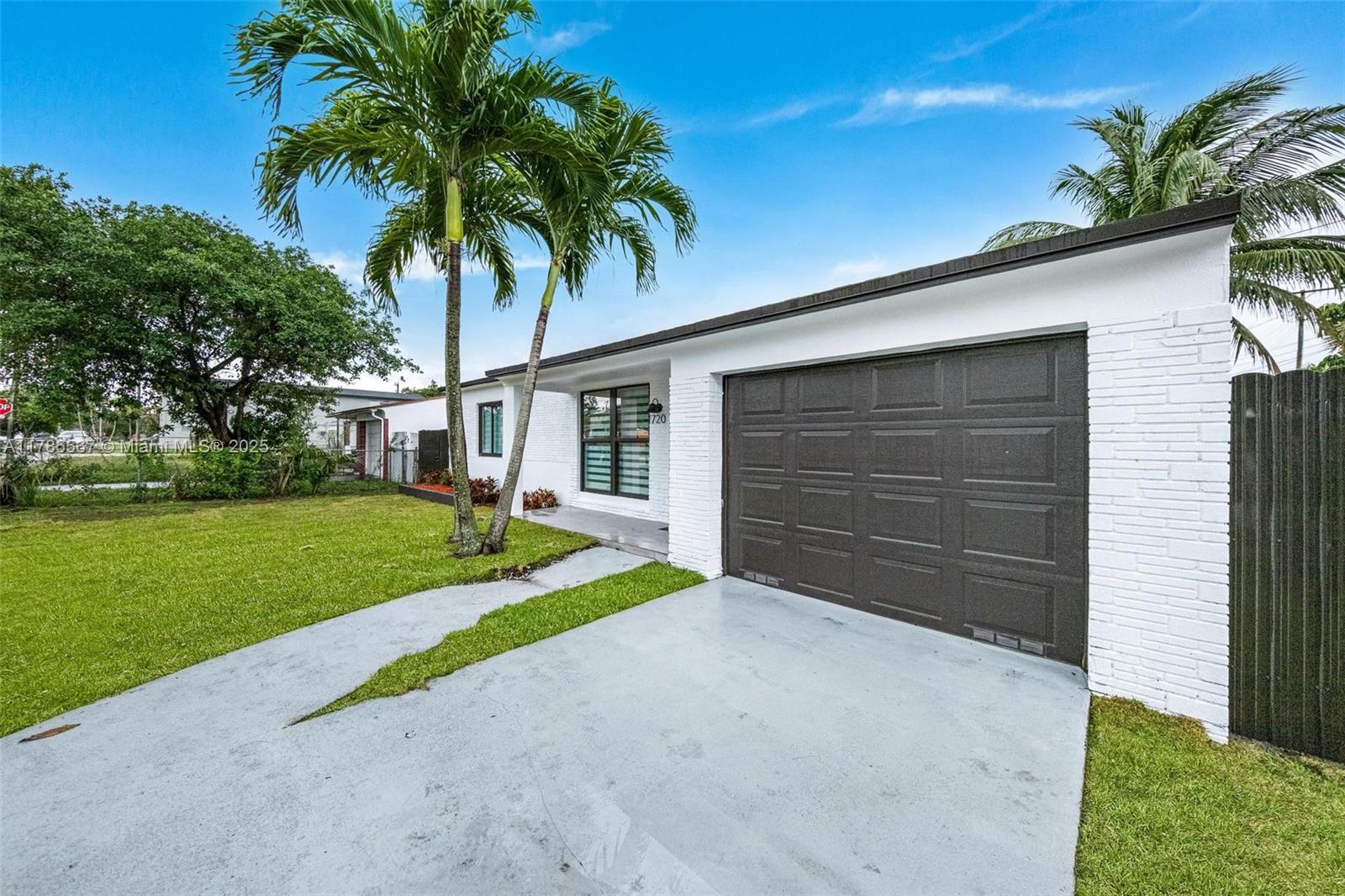 1720 N 25th Ave, Hollywood, Florida image 5