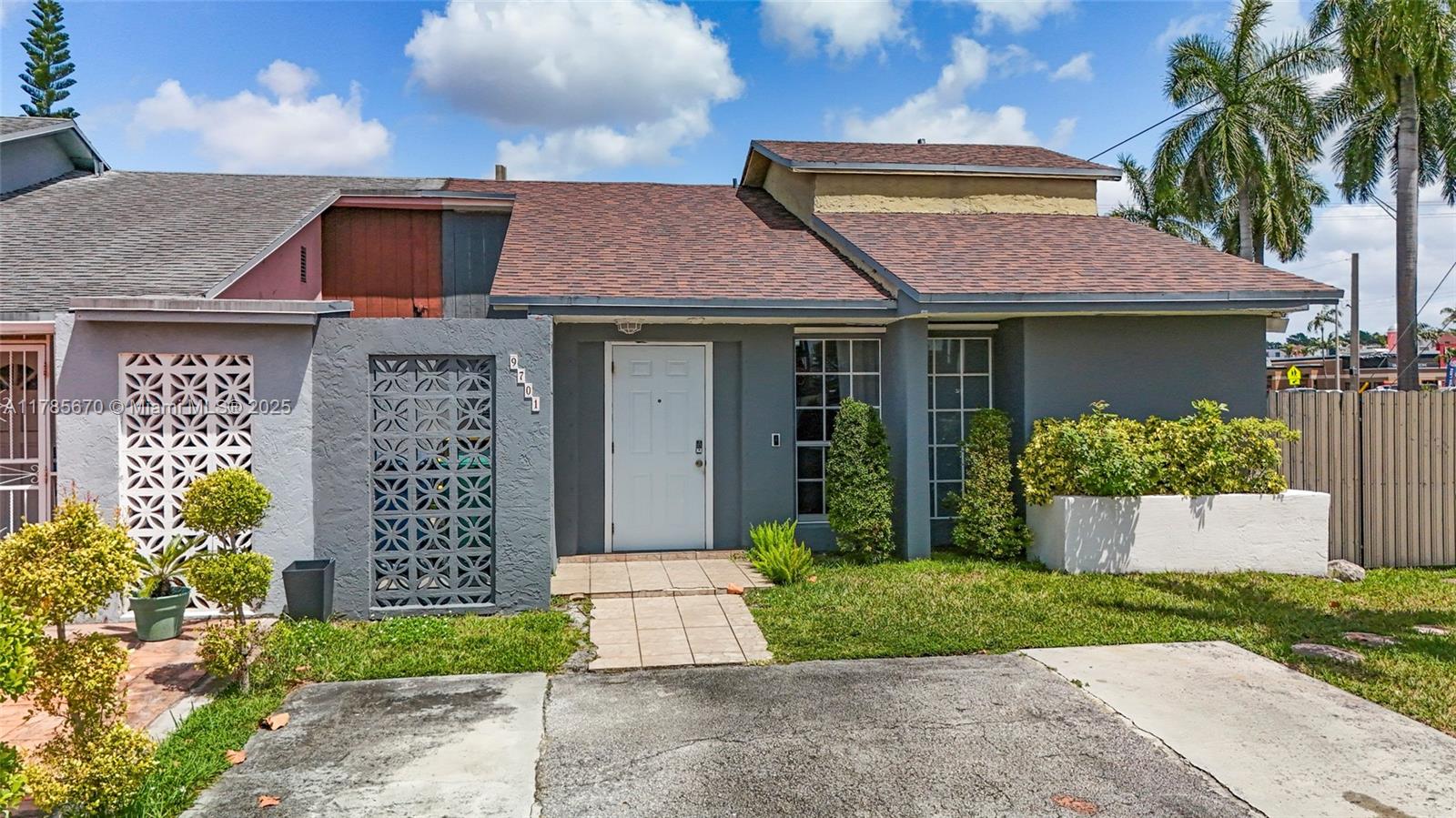 9701 SW 1st St, Miami, Florida image 1