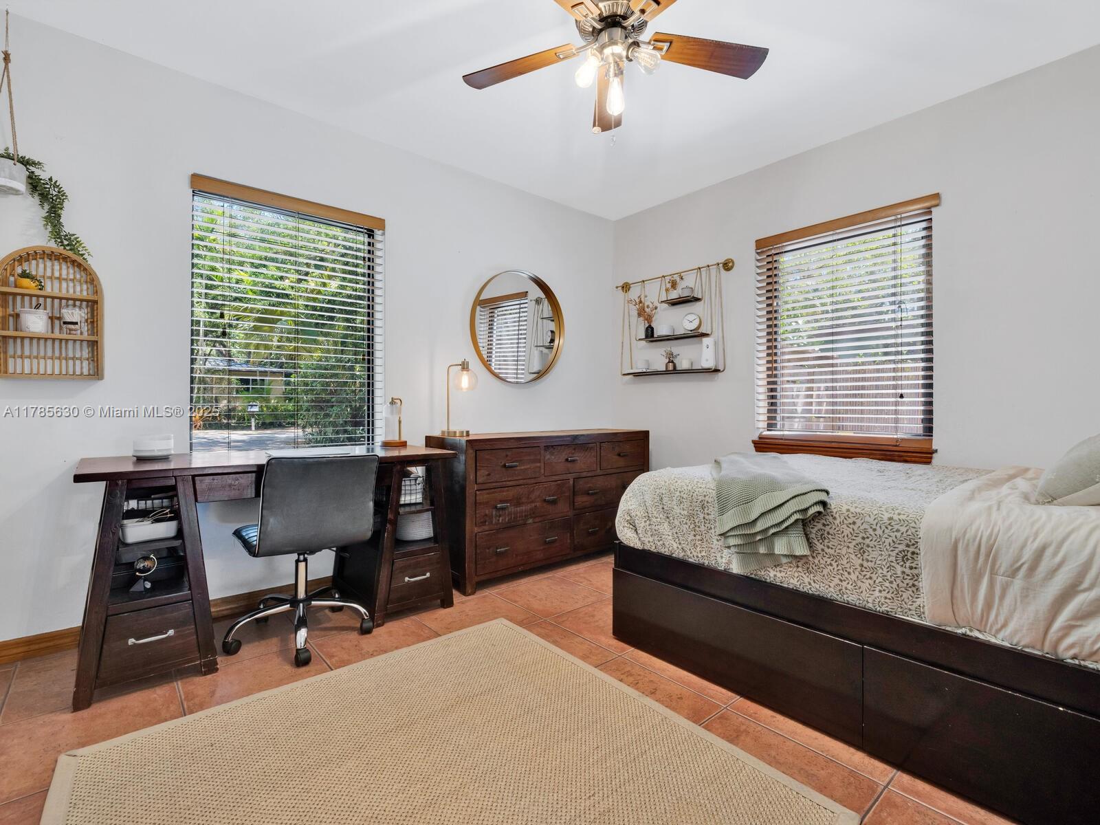 Listing Photo 18
