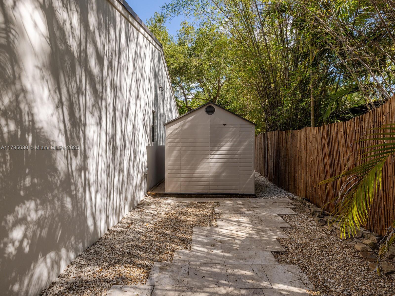 6870 SW 77th Ter, South Miami, Florida image 31