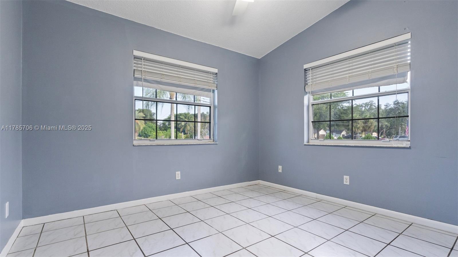 5010 SW 201st Ter, Southwest Ranches, Florida image 15