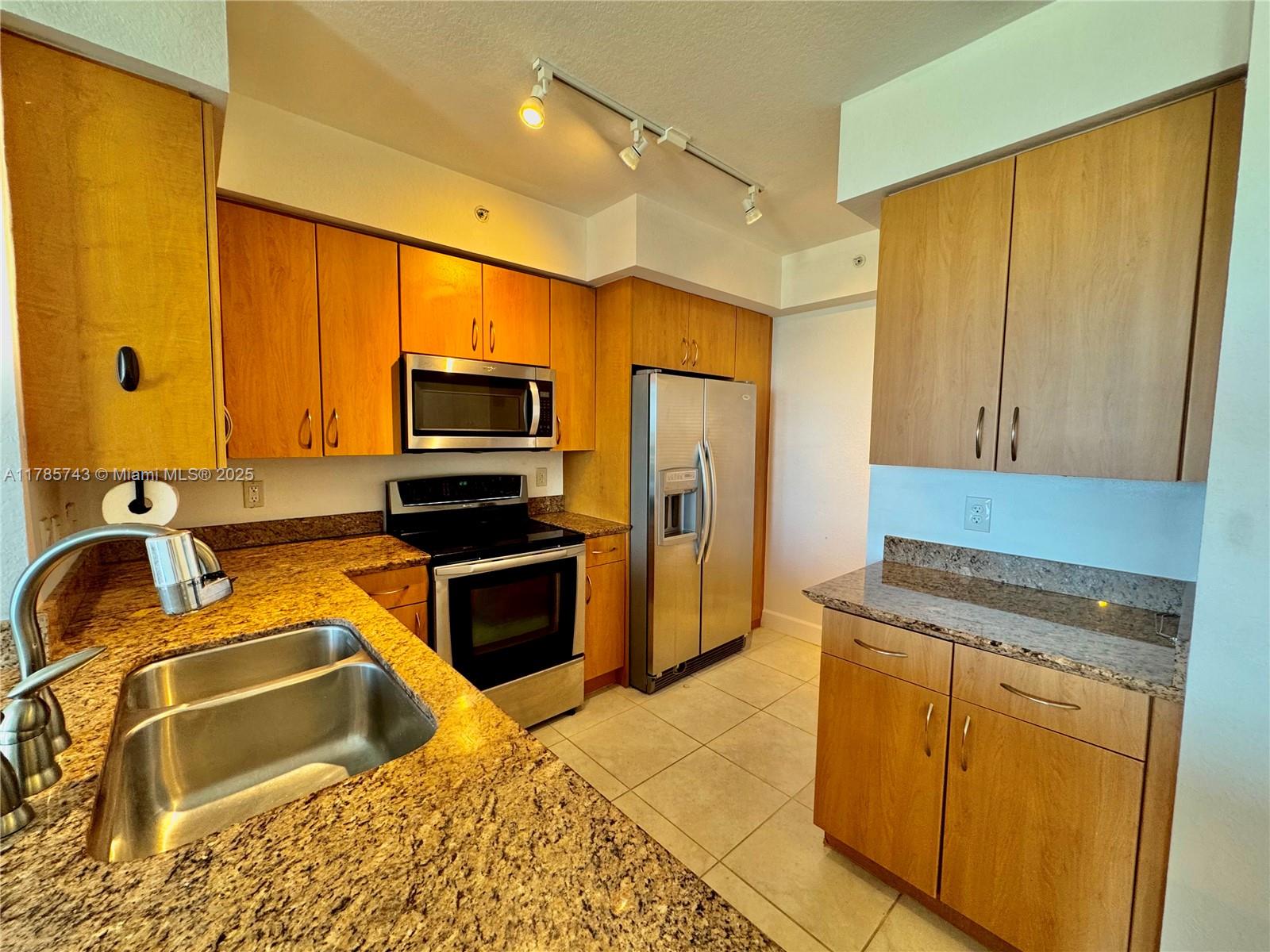 1830 Radius Dr #910, Hollywood, Florida image 20