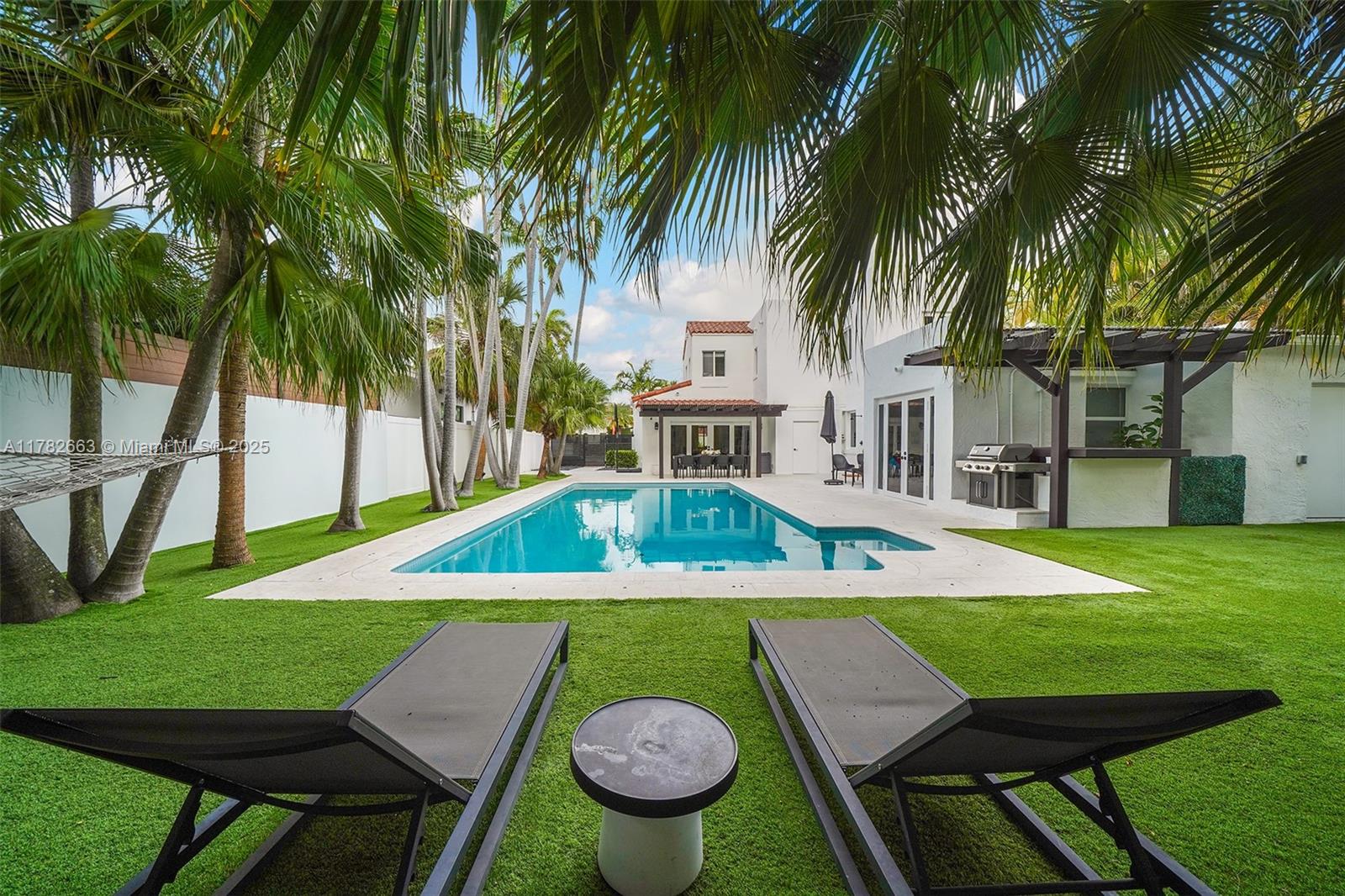 5237 La Gorce Dr, Miami Beach, Florida image 4