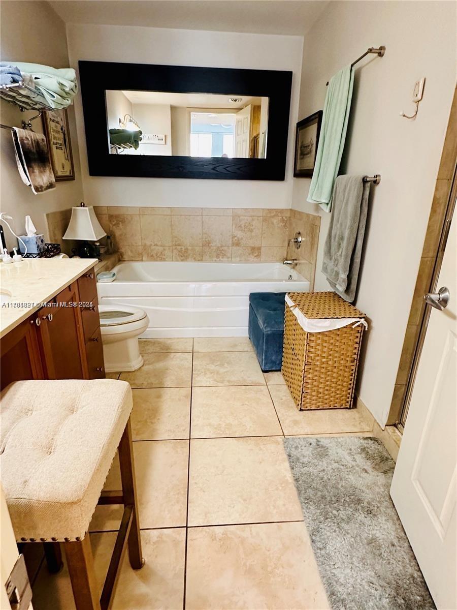 55 Merrick Way #811, Coral Gables FL 33134