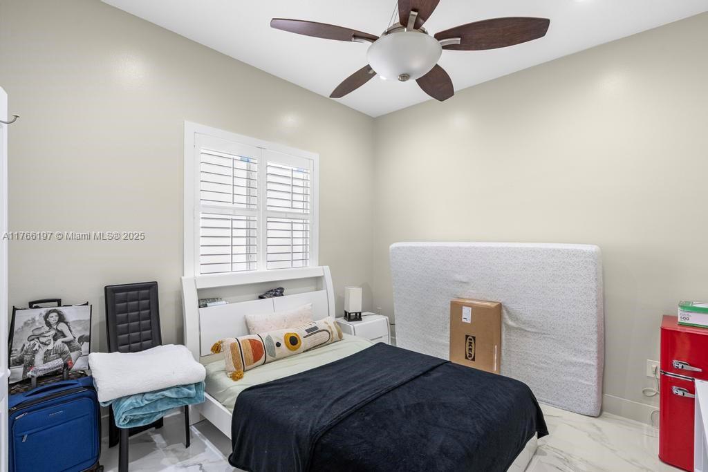 9201 SW 170th Ln, Palmetto Bay, Florida image 31