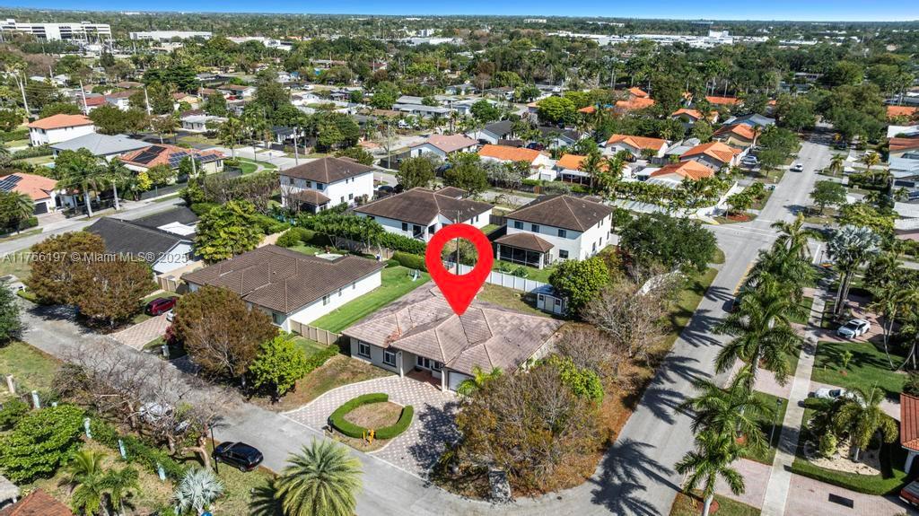 9201 SW 170th Ln, Palmetto Bay, Florida image 42