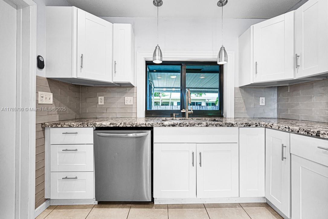 8451 NW 10th St, Pembroke Pines, Florida image 6