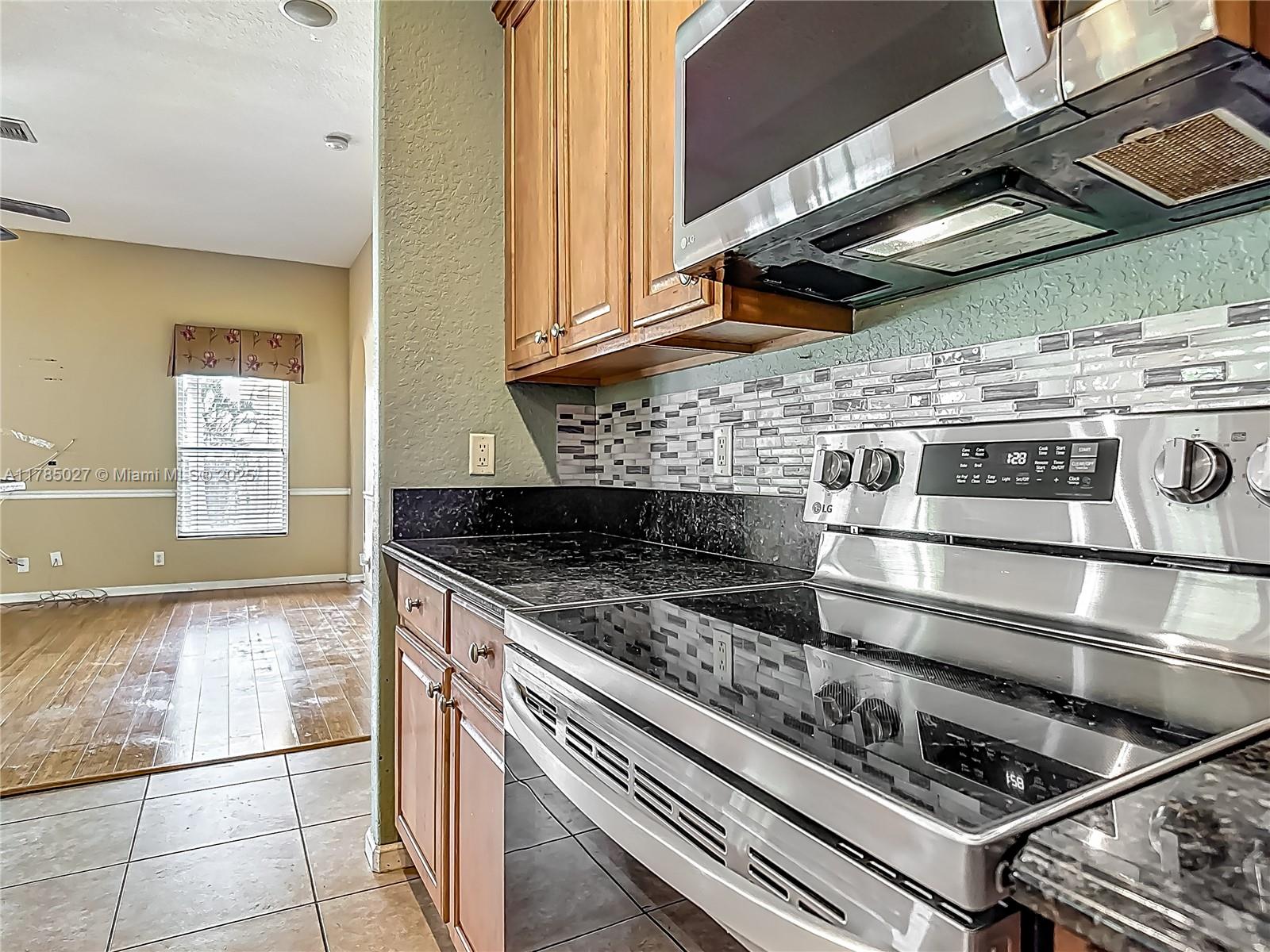375 SW Dustin Ave, Port St. Lucie, Florida image 14