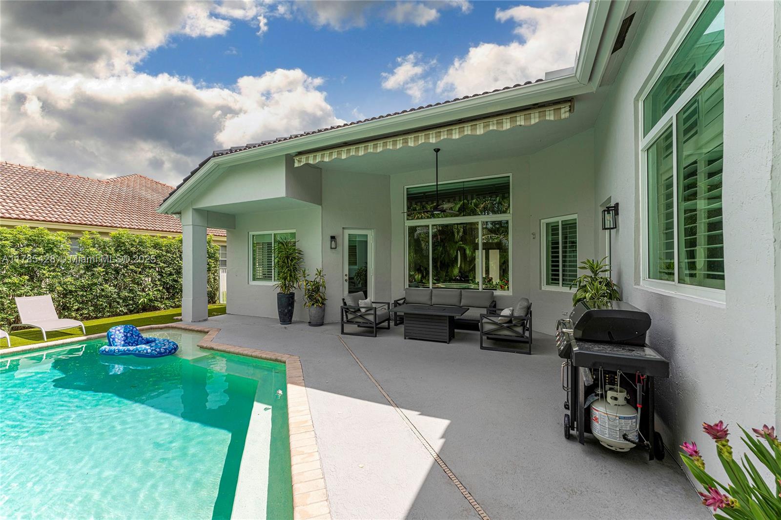 4023 W Lake Estates Dr, Davie, Florida image 34