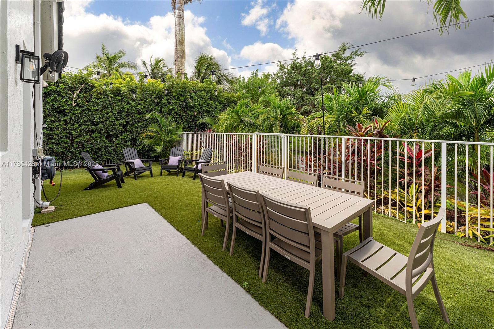 4023 W Lake Estates Dr, Davie, Florida image 39