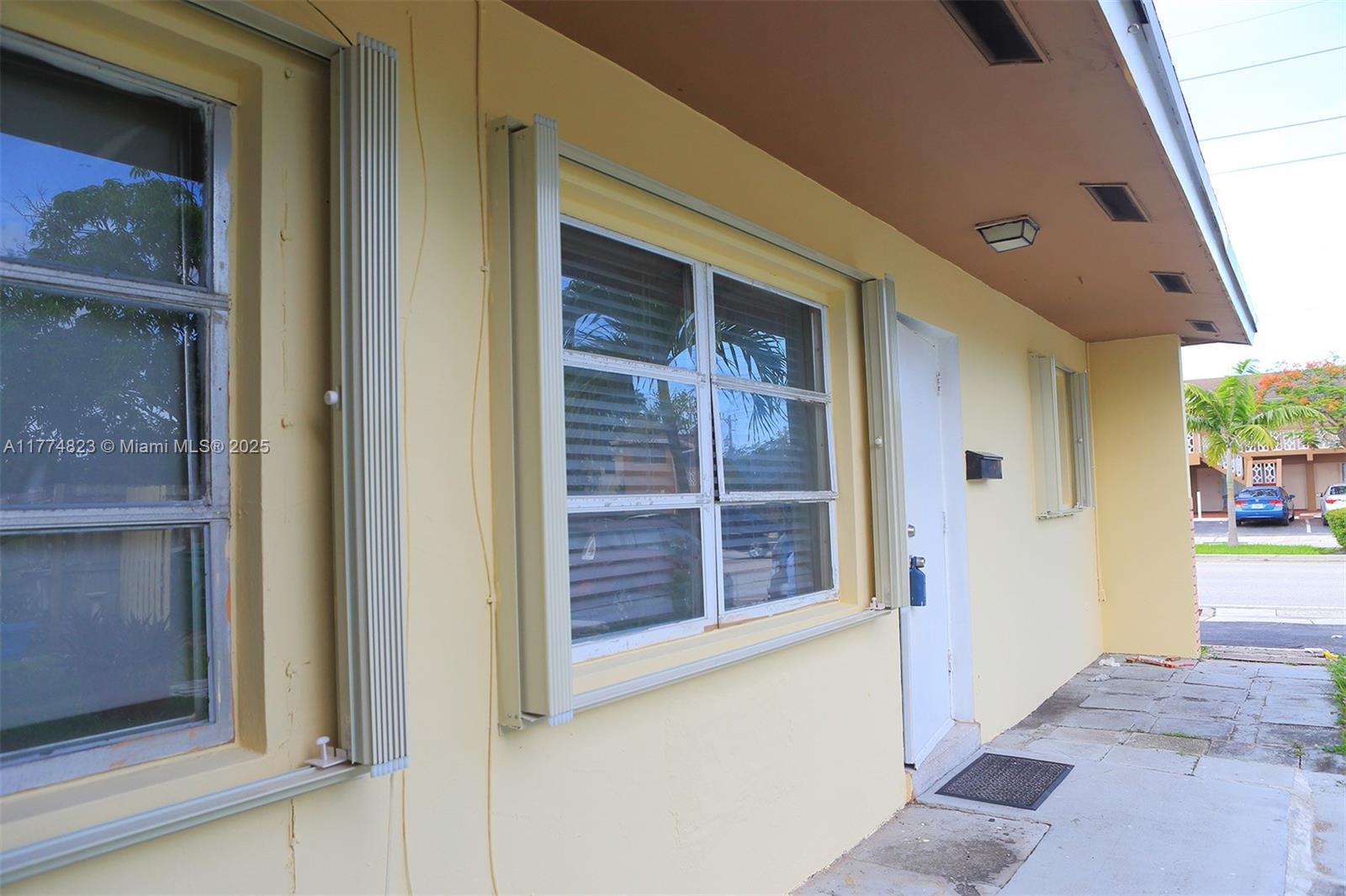 5881 NE 18th Ave, Fort Lauderdale, Florida image 3