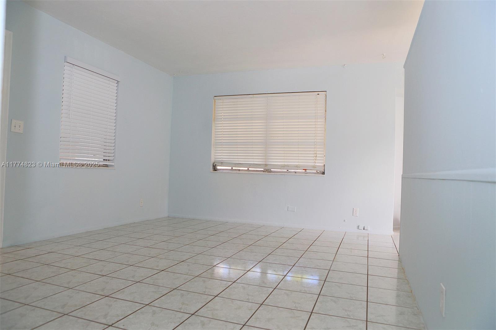 5881 NE 18th Ave, Fort Lauderdale, Florida image 32