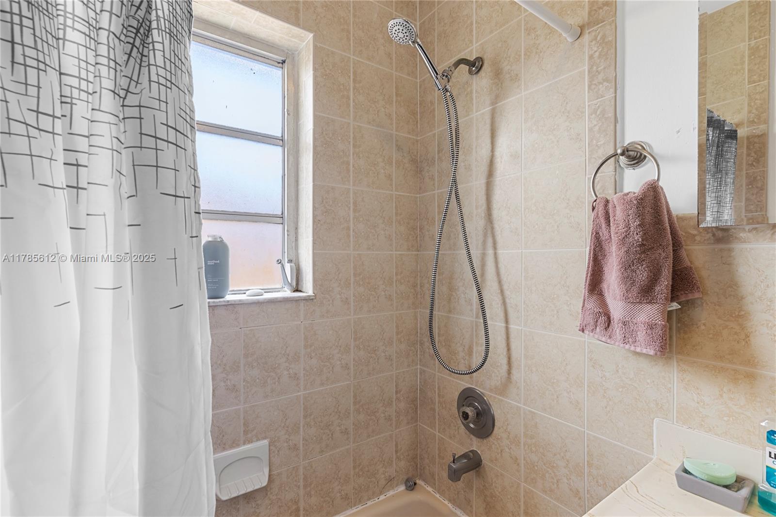 899 SW 67th Ave, West Miami, Florida image 24