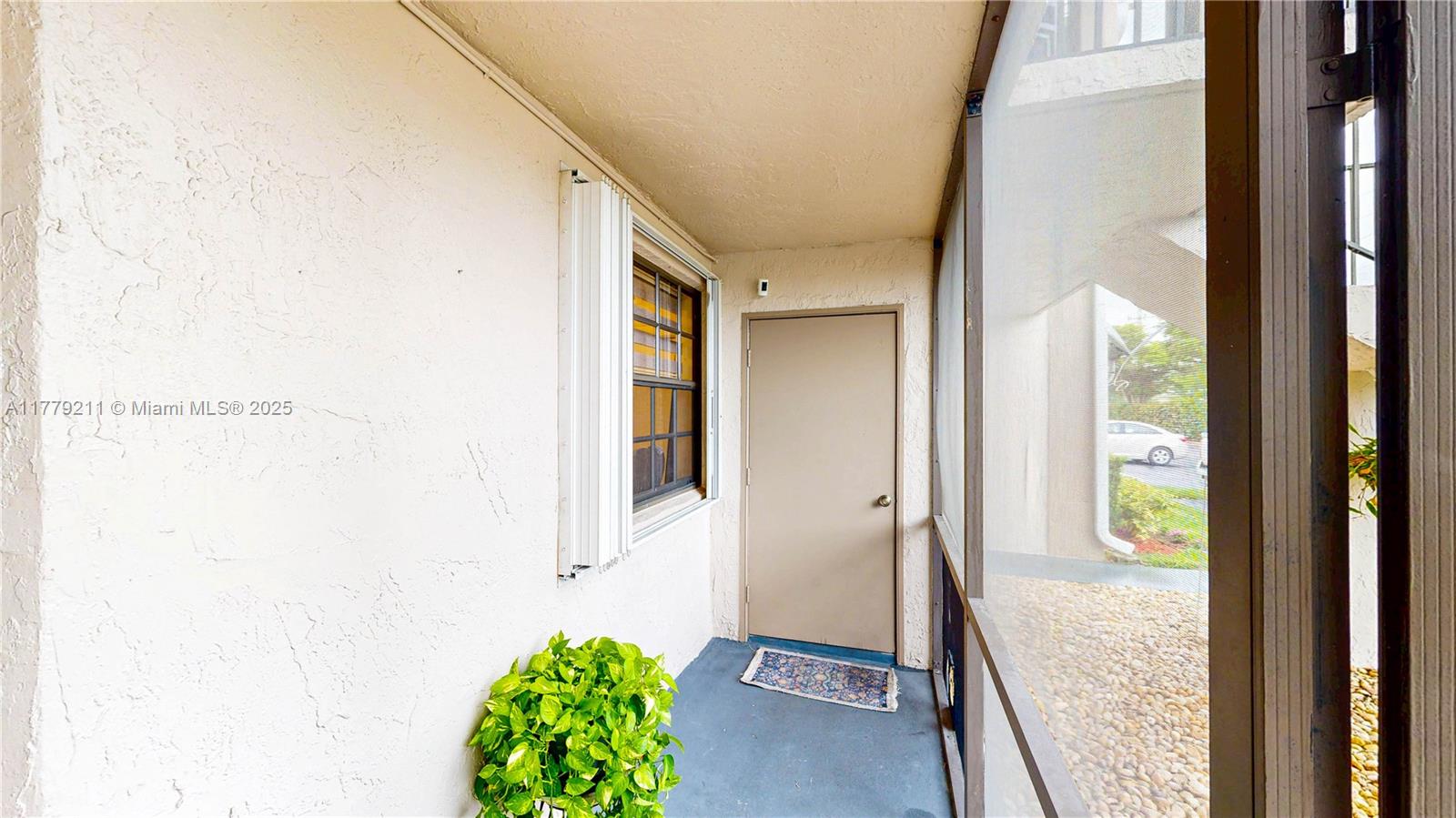 889 Hamilton Dr #889B, Homestead, Florida image 3