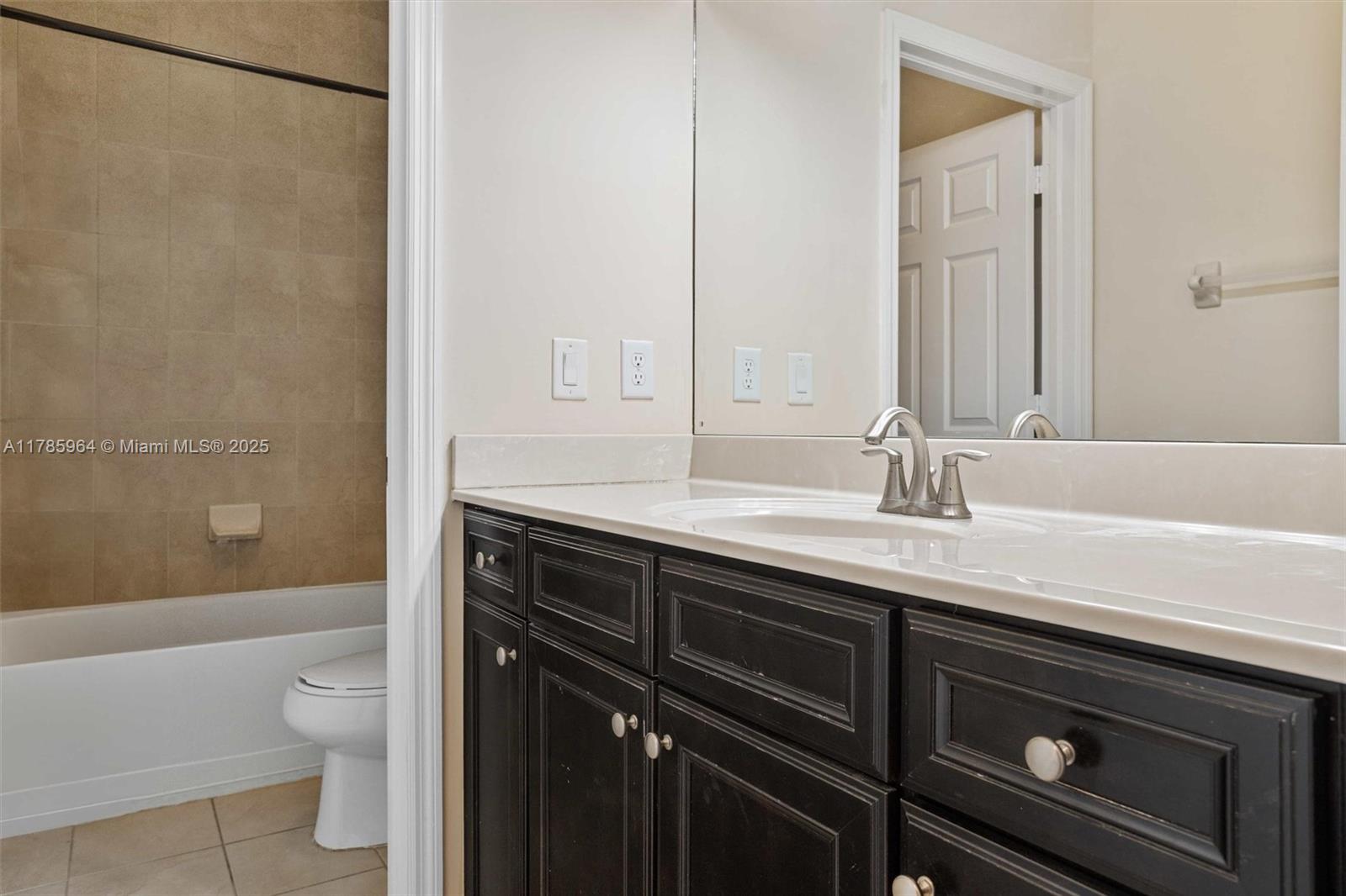 10075 NW 86th Ter, Doral, Florida image 21