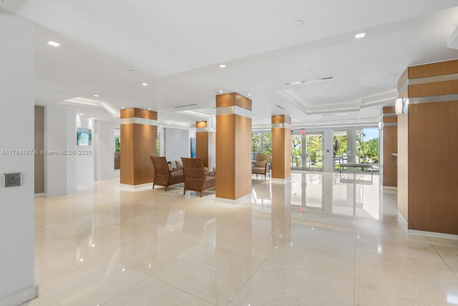 600 Grapetree Dr #10GN, Key Biscayne, Florida image 28