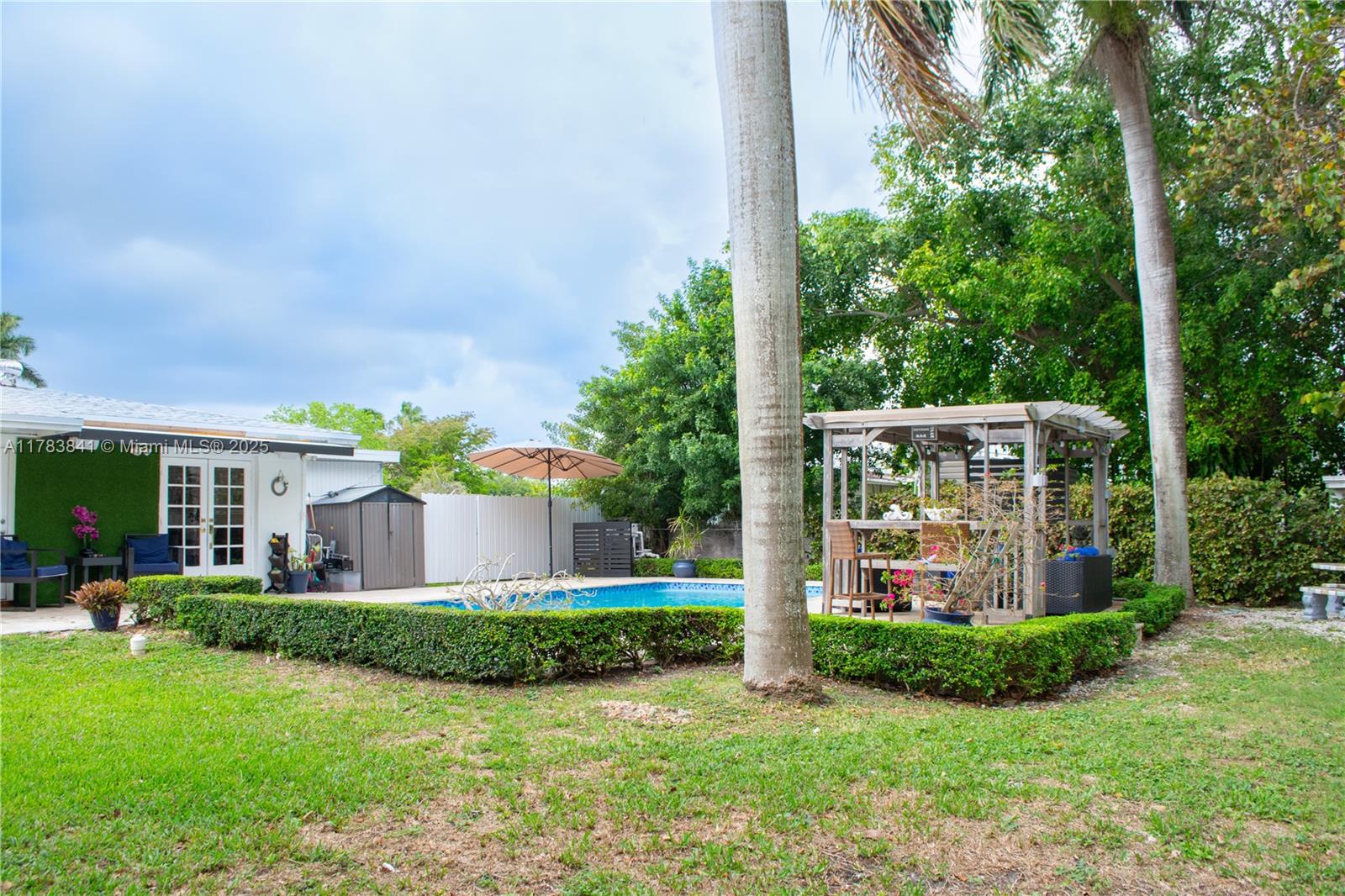 Listing Photo 16