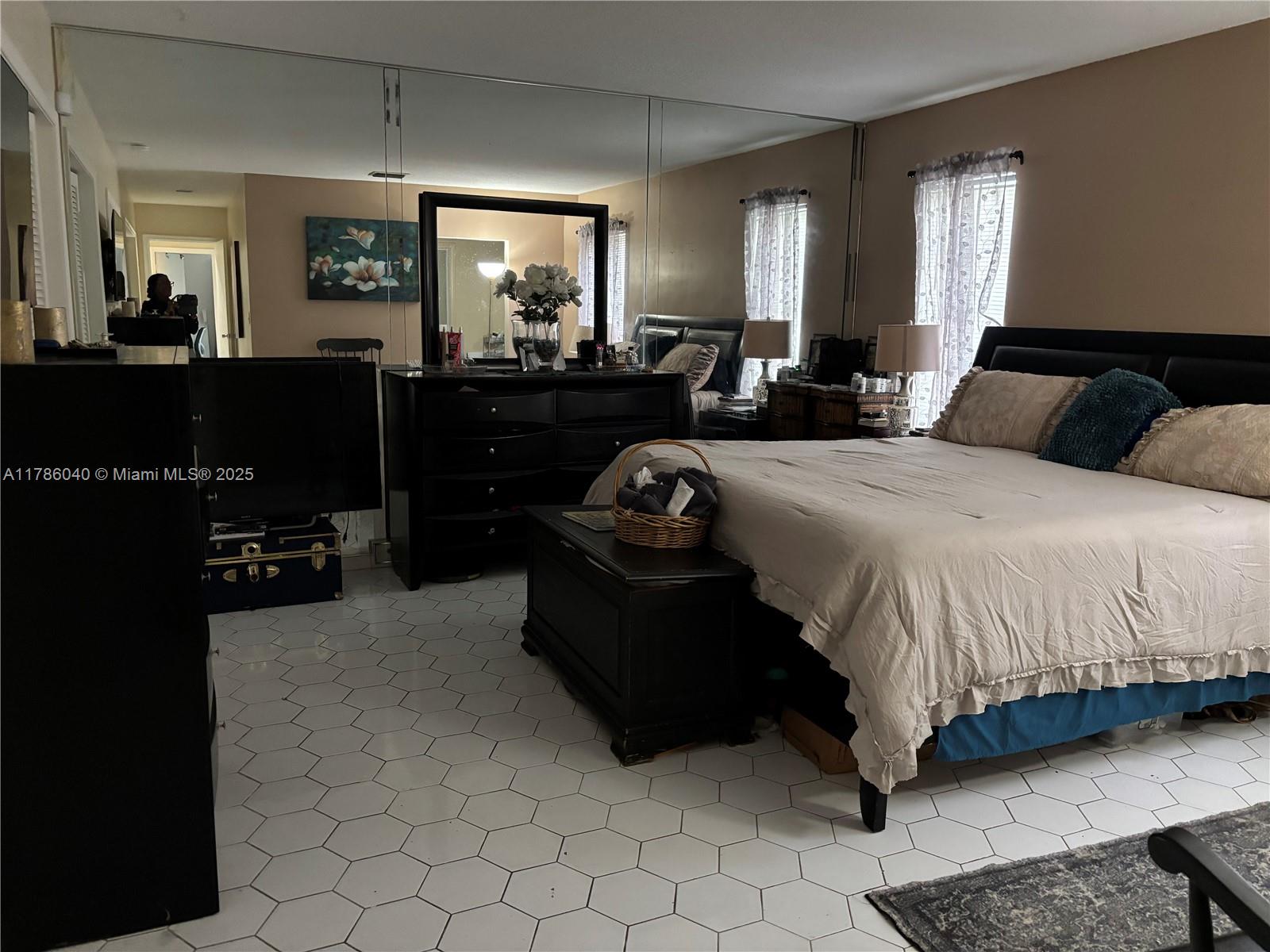 Property photo # 2
