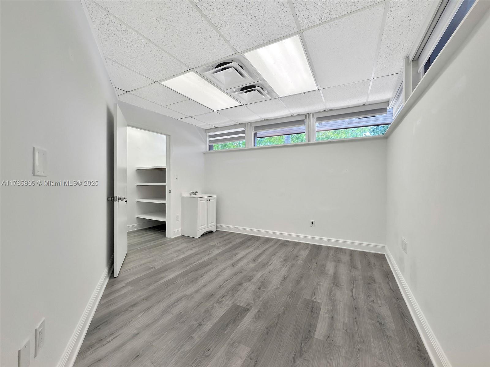 Listing Photo 23