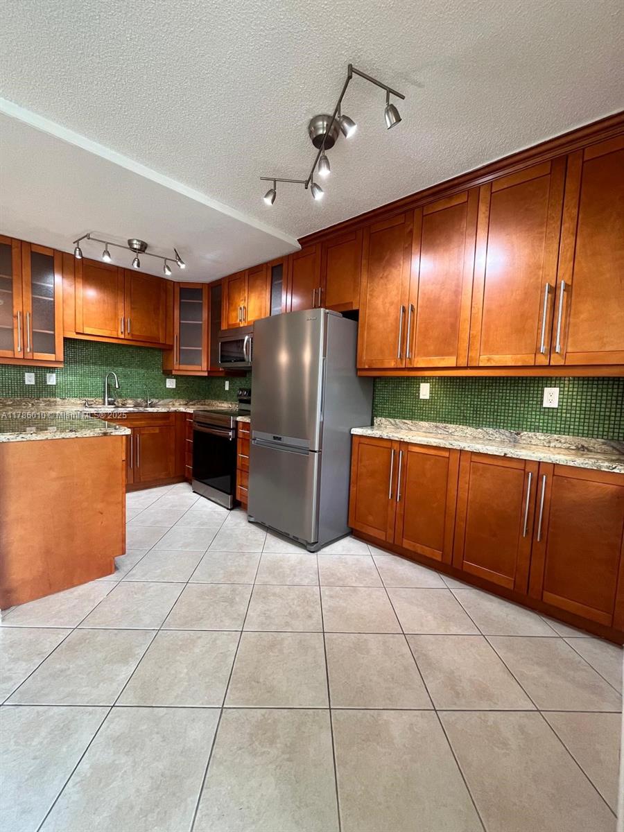 Property photo # 3