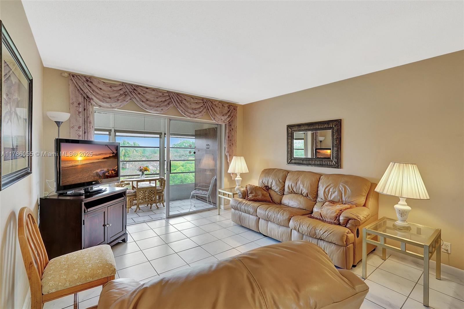 2800 NW 47th Ter #404B, Lauderdale Lakes, Florida image 14