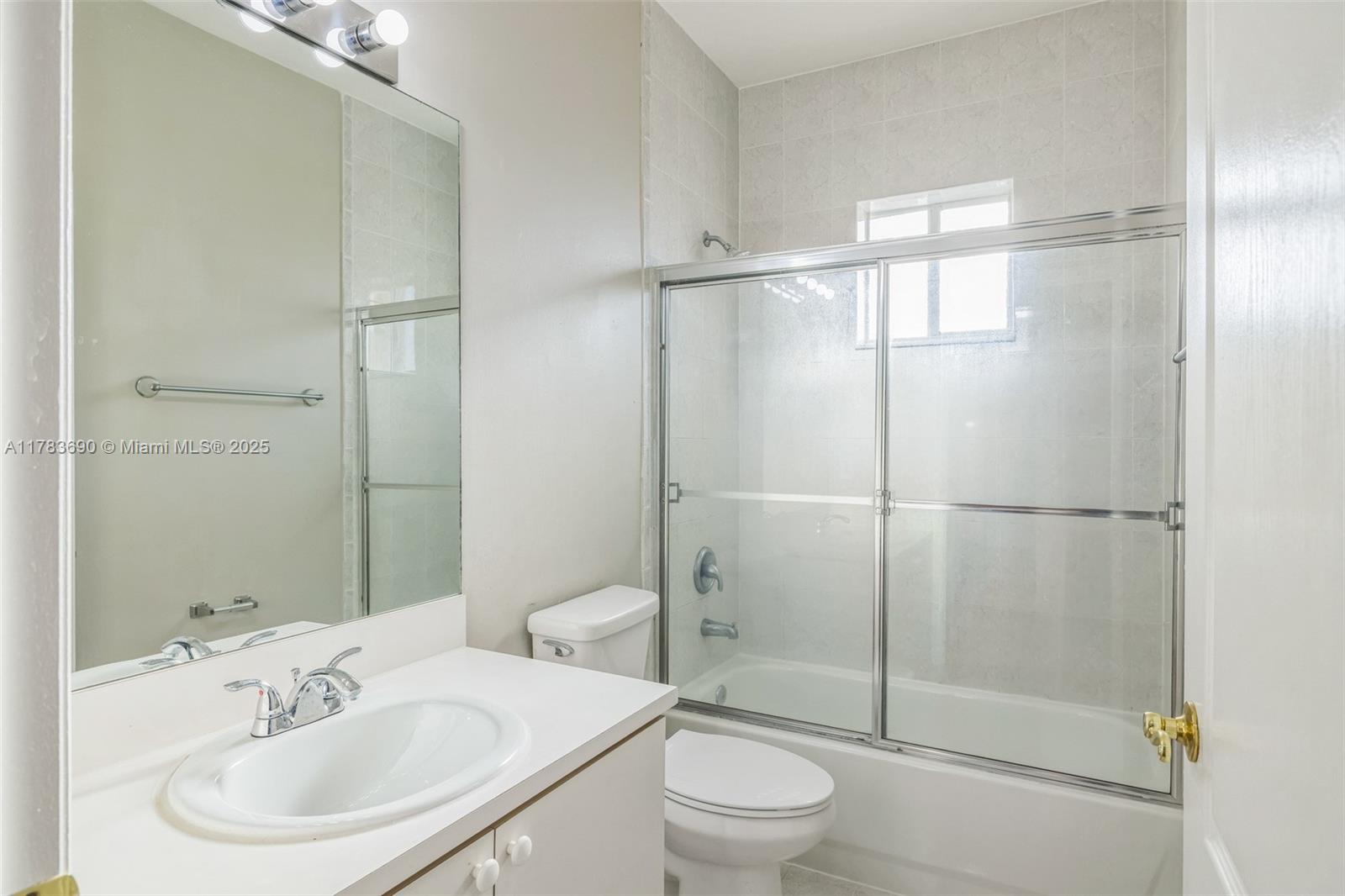 15064 SW 30th Ter, Miami, Florida image 15