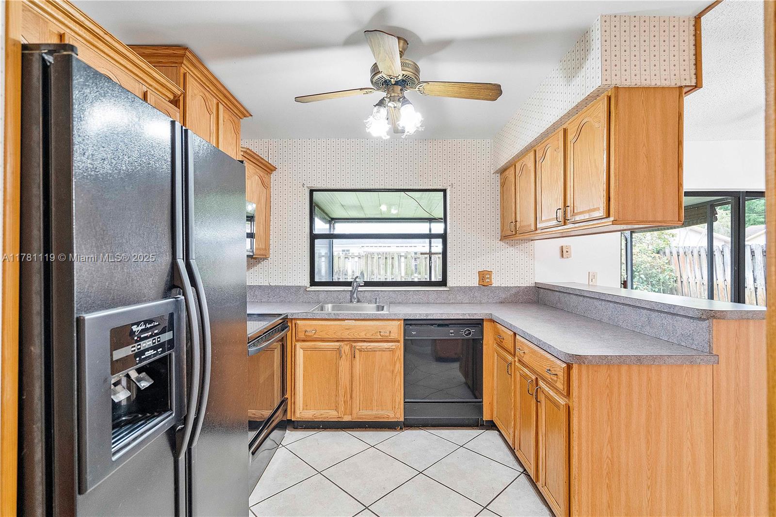 8230 NW 47th Ct, Lauderhill, Florida image 11
