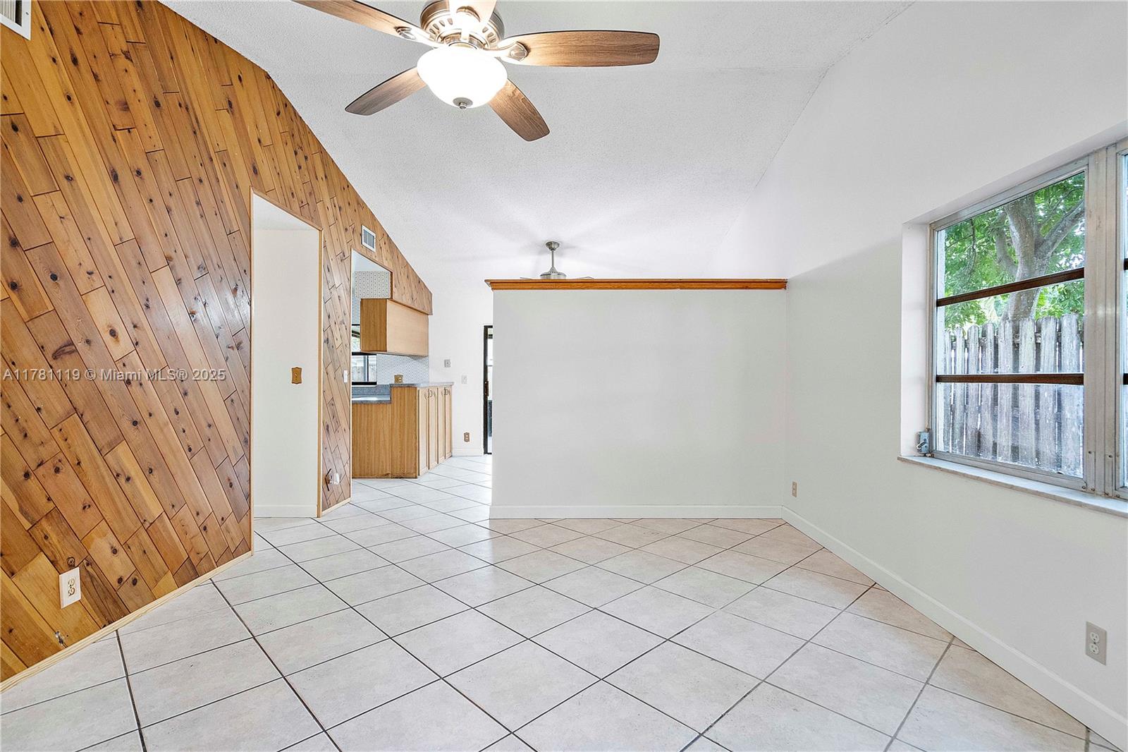 8230 NW 47th Ct, Lauderhill, Florida image 5