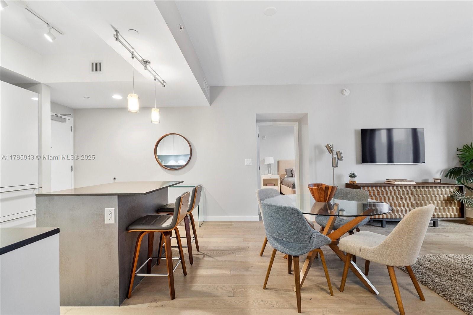Condo for Rent in Miami, FL