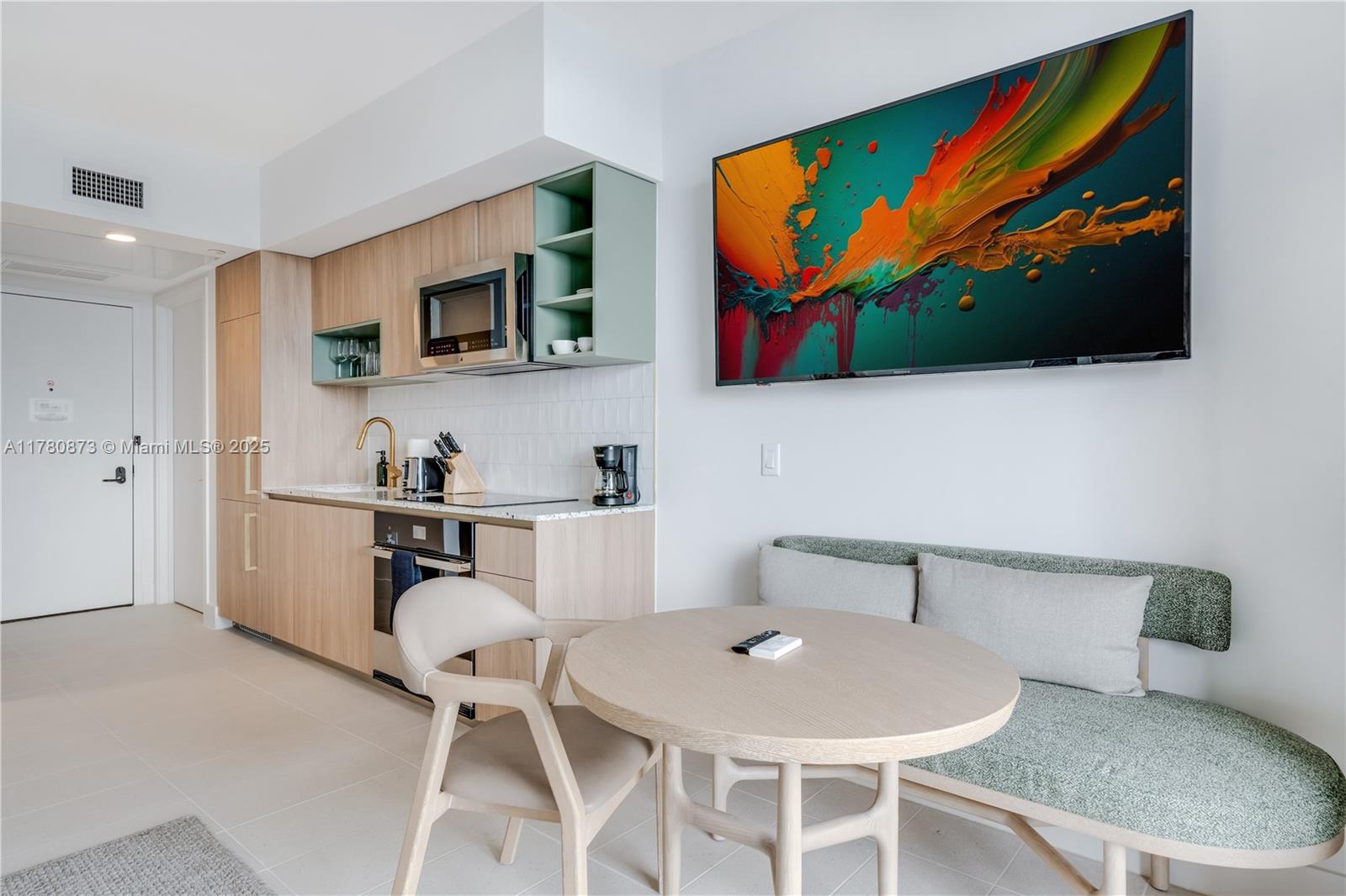 Property photo # 9