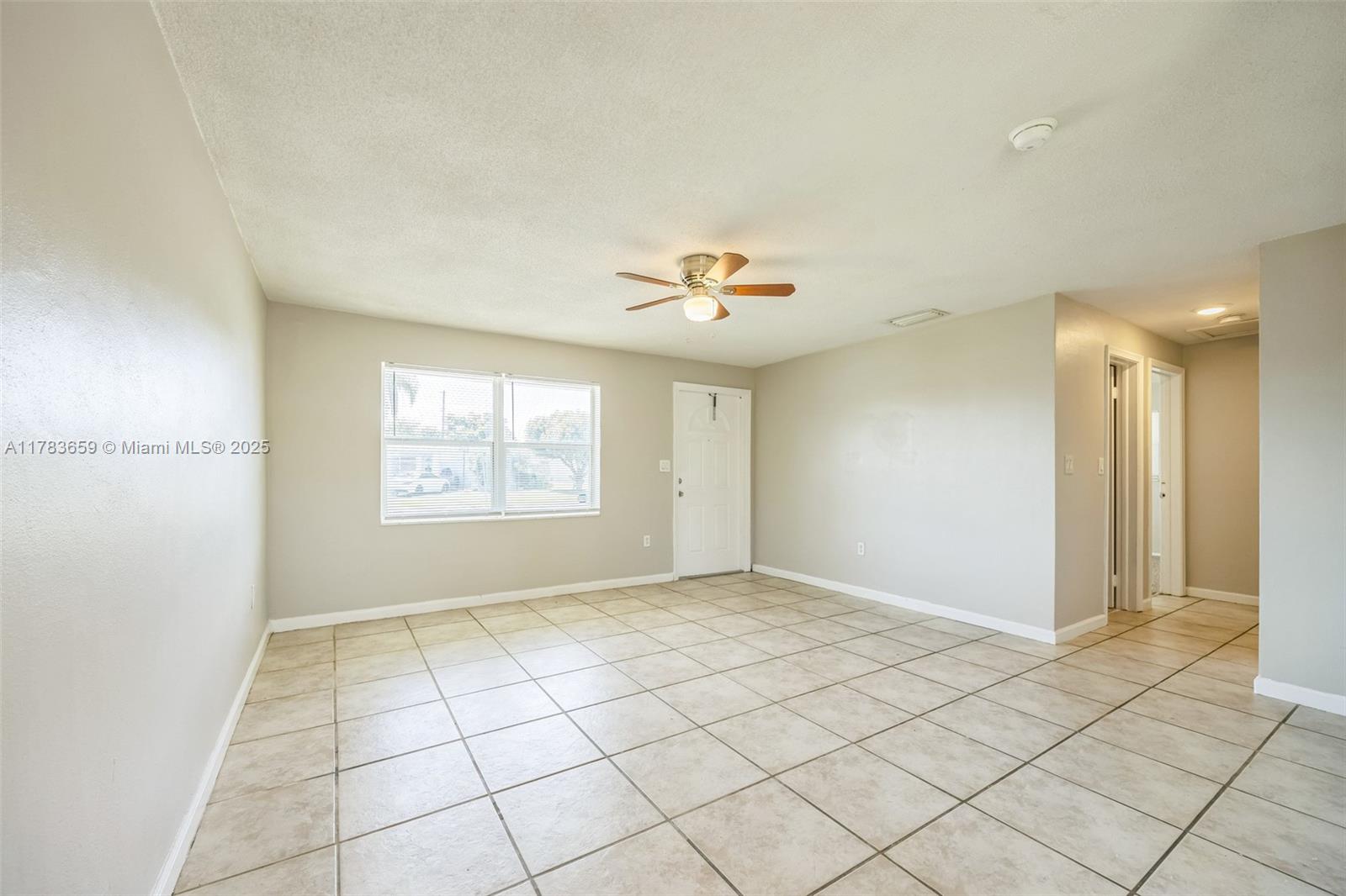 6901 NW 28th St, Sunrise, Florida image 12