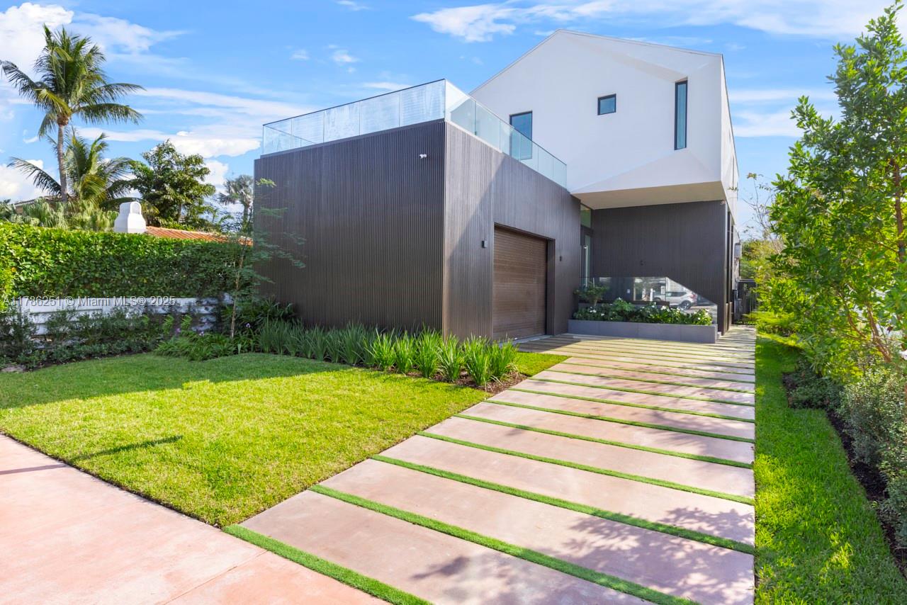 536 W 51st St, Miami Beach, Florida image 2