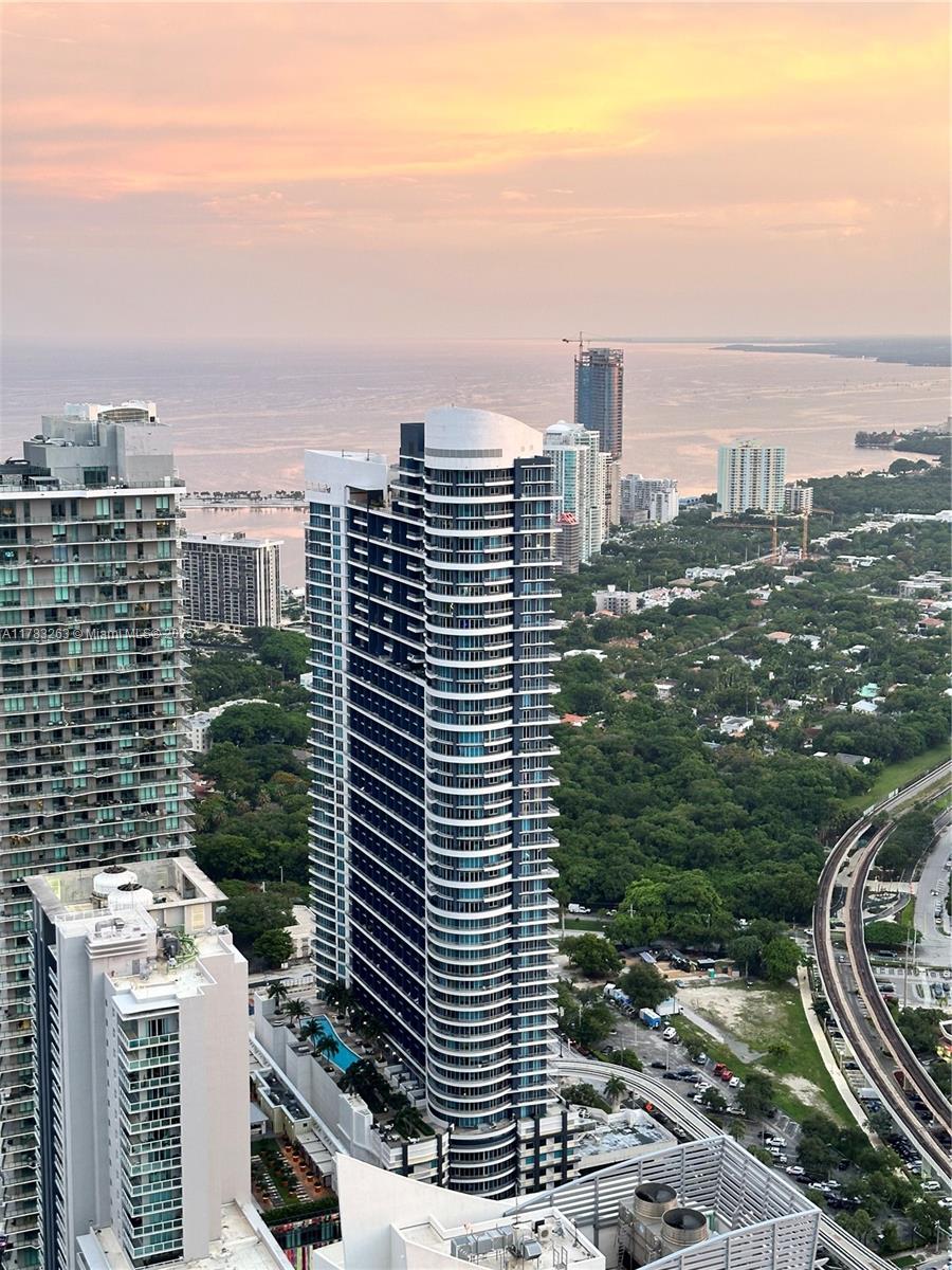 60 SW 13th St #2807, Miami FL 33130
