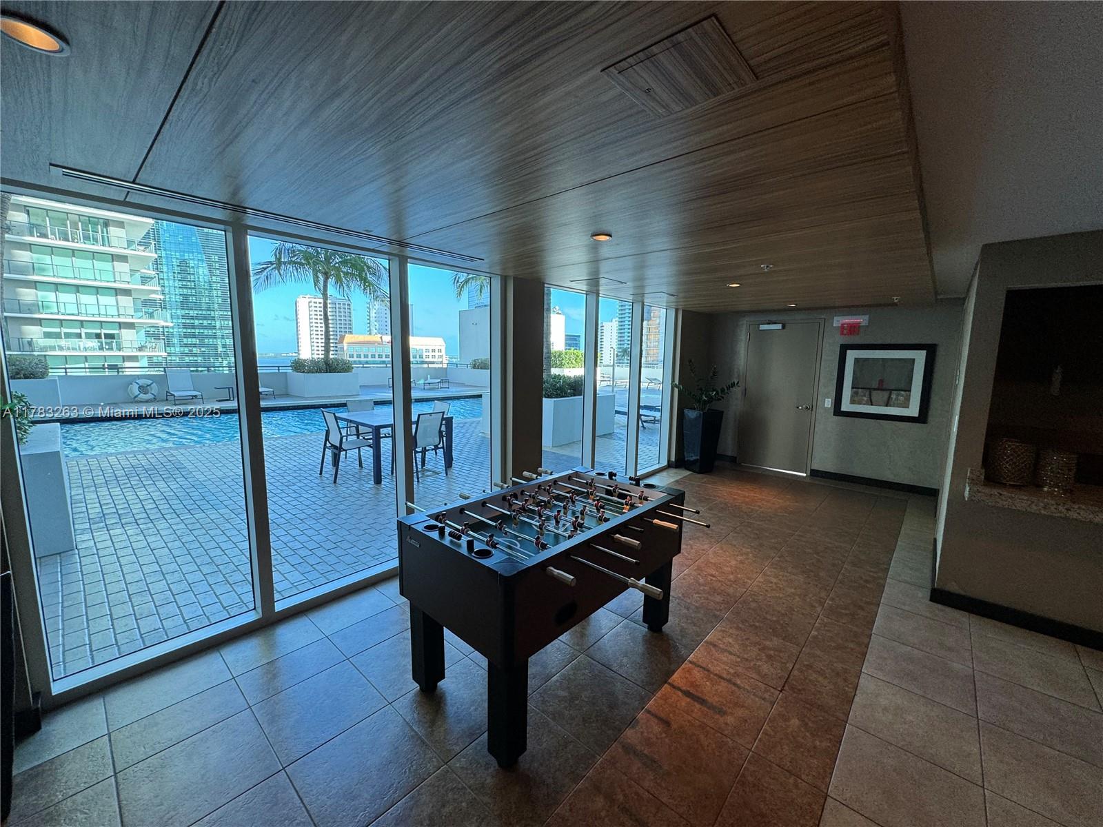 60 SW 13th St #2807, Miami FL 33130
