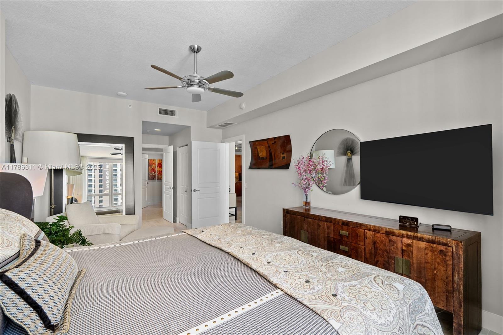 350 SE 2nd St #GPH50, Fort Lauderdale, Florida image 20