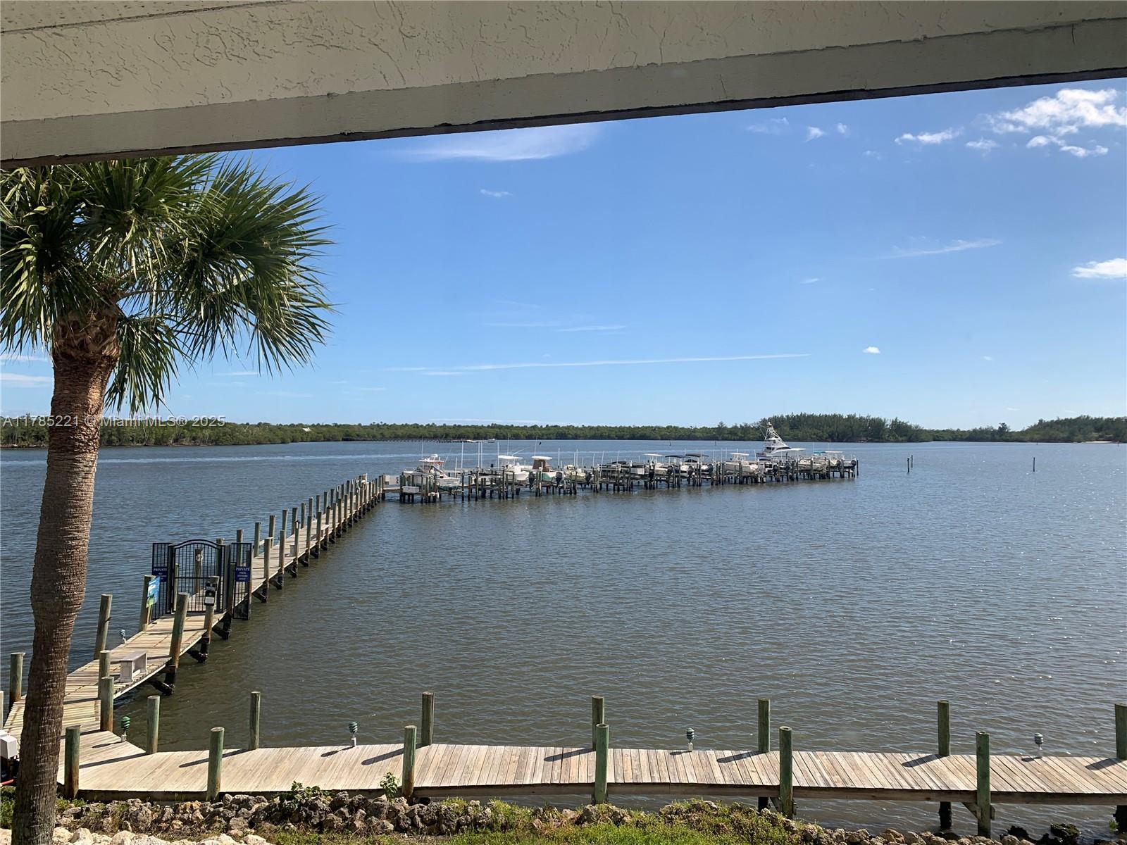 6121 SE Landing Way #13, Stuart, Florida image 43