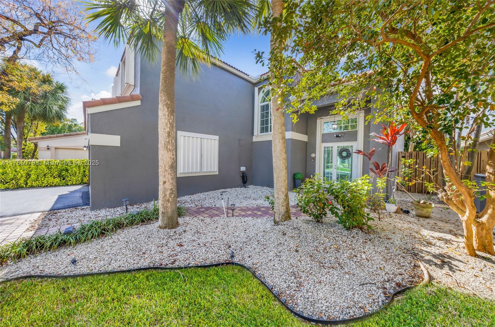 10360 NW 11th St, Plantation, Florida image 3