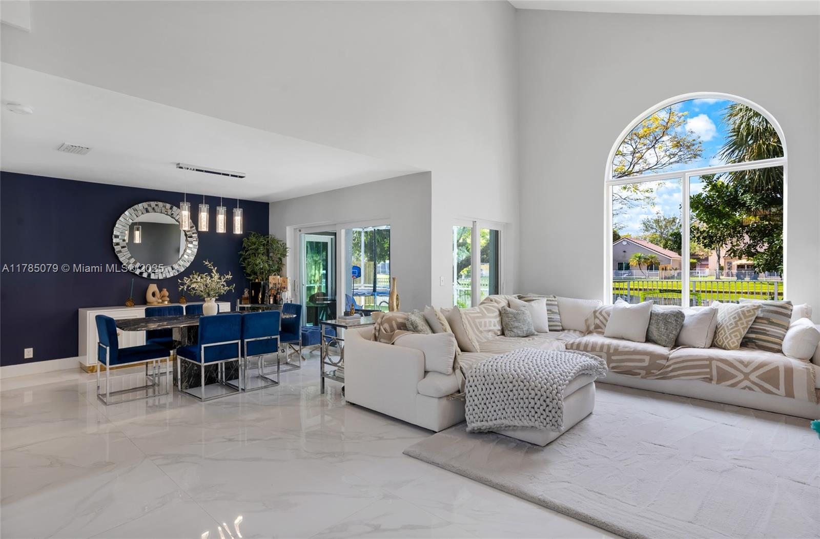 10360 NW 11th St, Plantation, Florida image 6