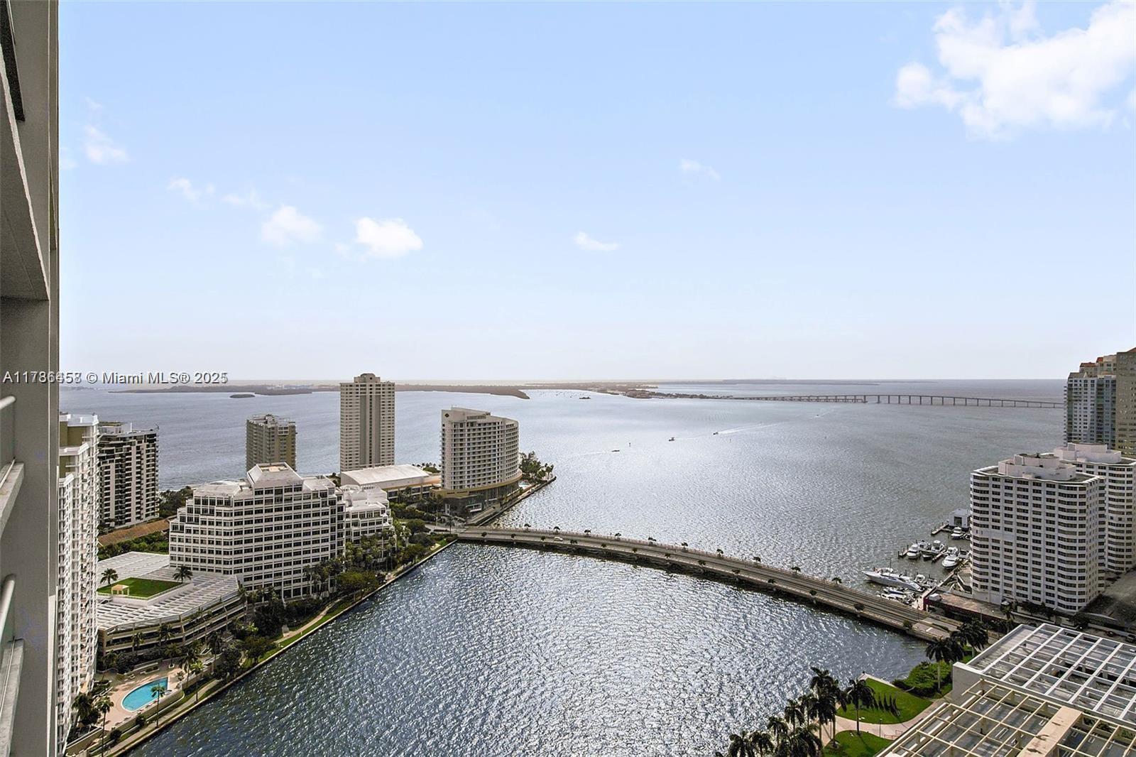 Condo for Sale in Miami, FL